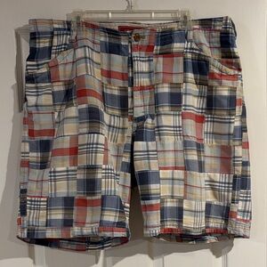 Izod Red and Blue Plaid Madras Shorts‎ Men's Size 40